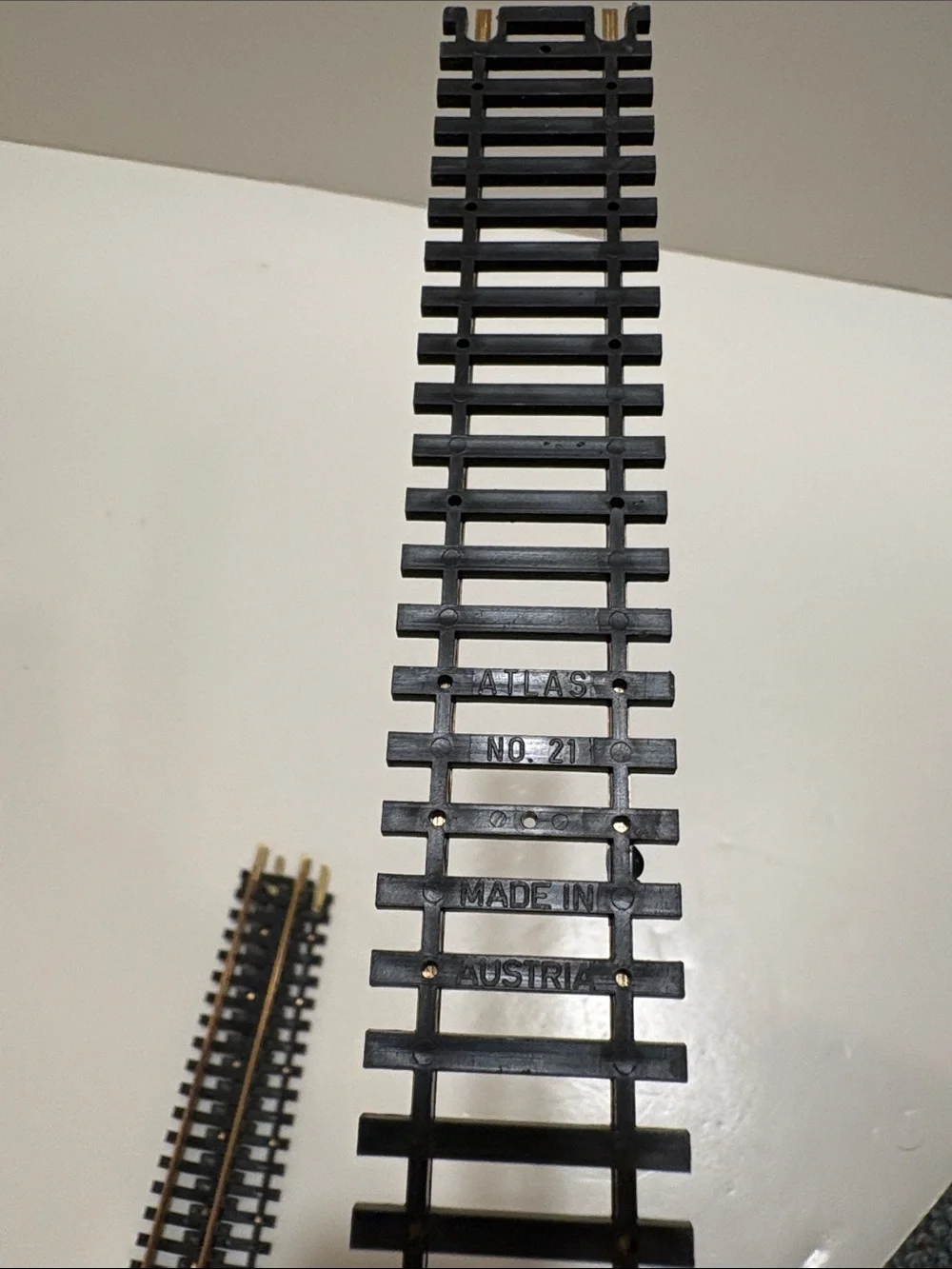 Tyco HO scale train track
